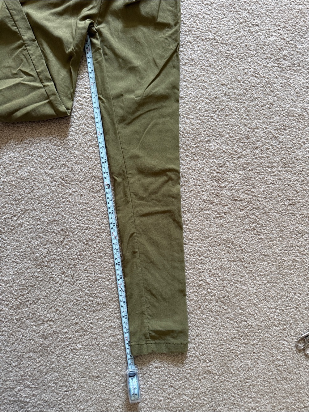 🚨 Price Drop 🚨 NWOT High-Rise Paperbag Tie-Waist Pants - Olive - Picture 4 of 7